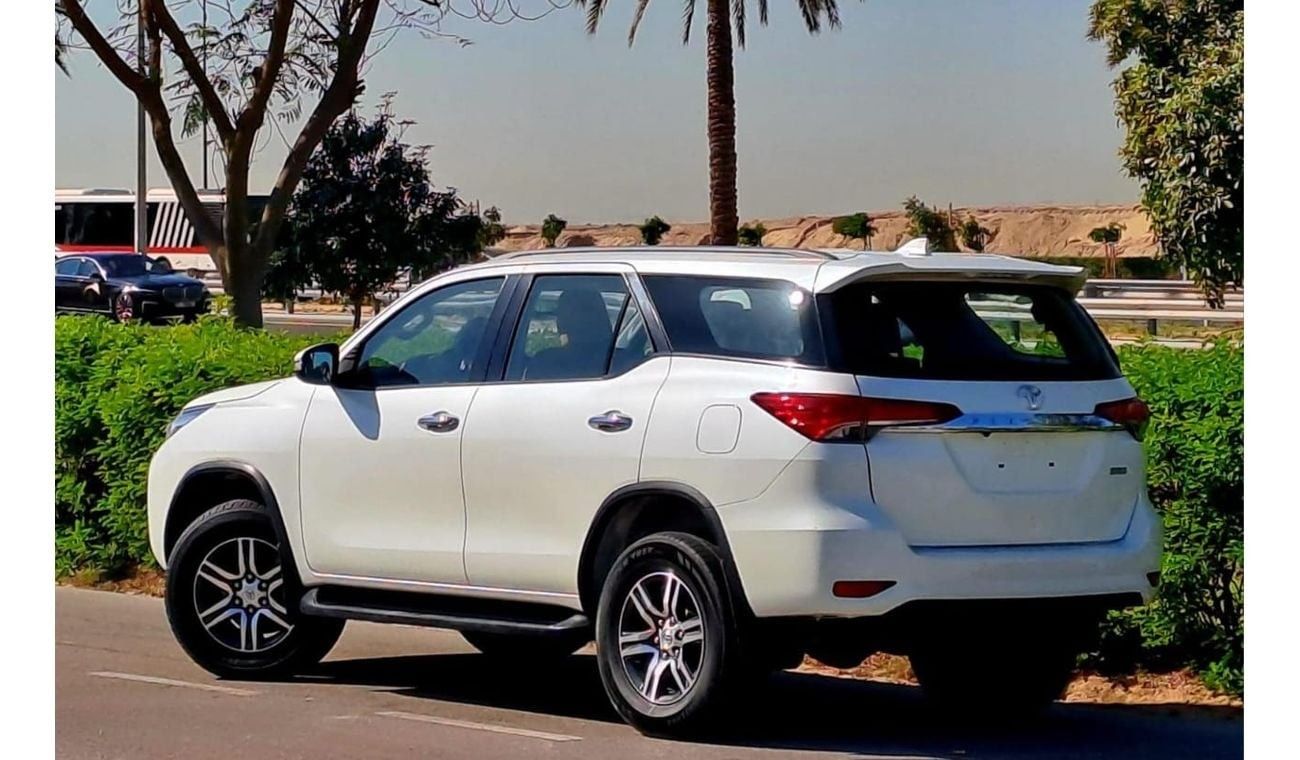 Toyota Fortuner TRD 2.7L 2019 2.7L GCC 4X4 (1170/-MONTHLY)