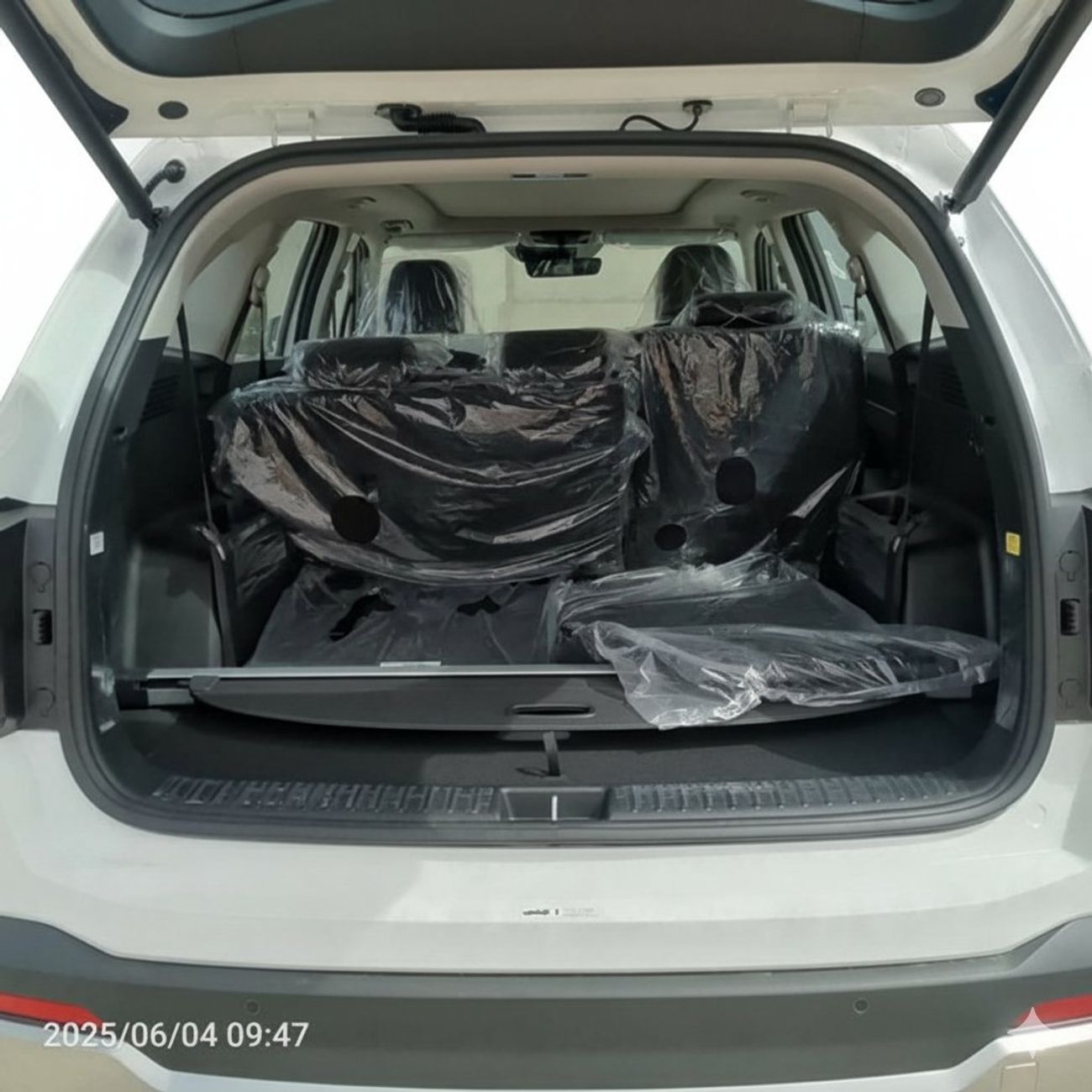 كيا سورينتو Kia Sorento 3.5L V6 FWD Petrol