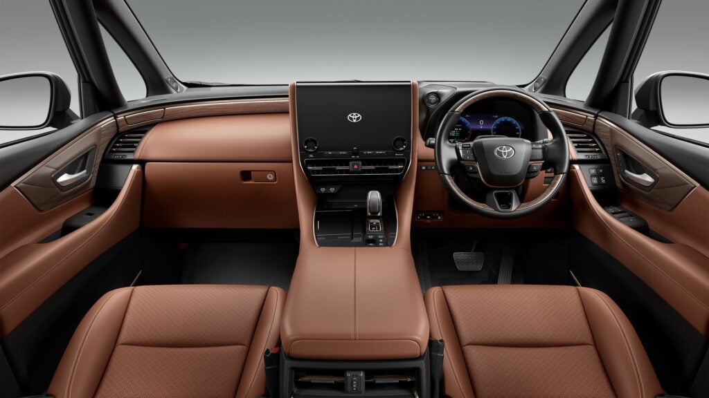 Toyota Vellfire interior - Cockpit
