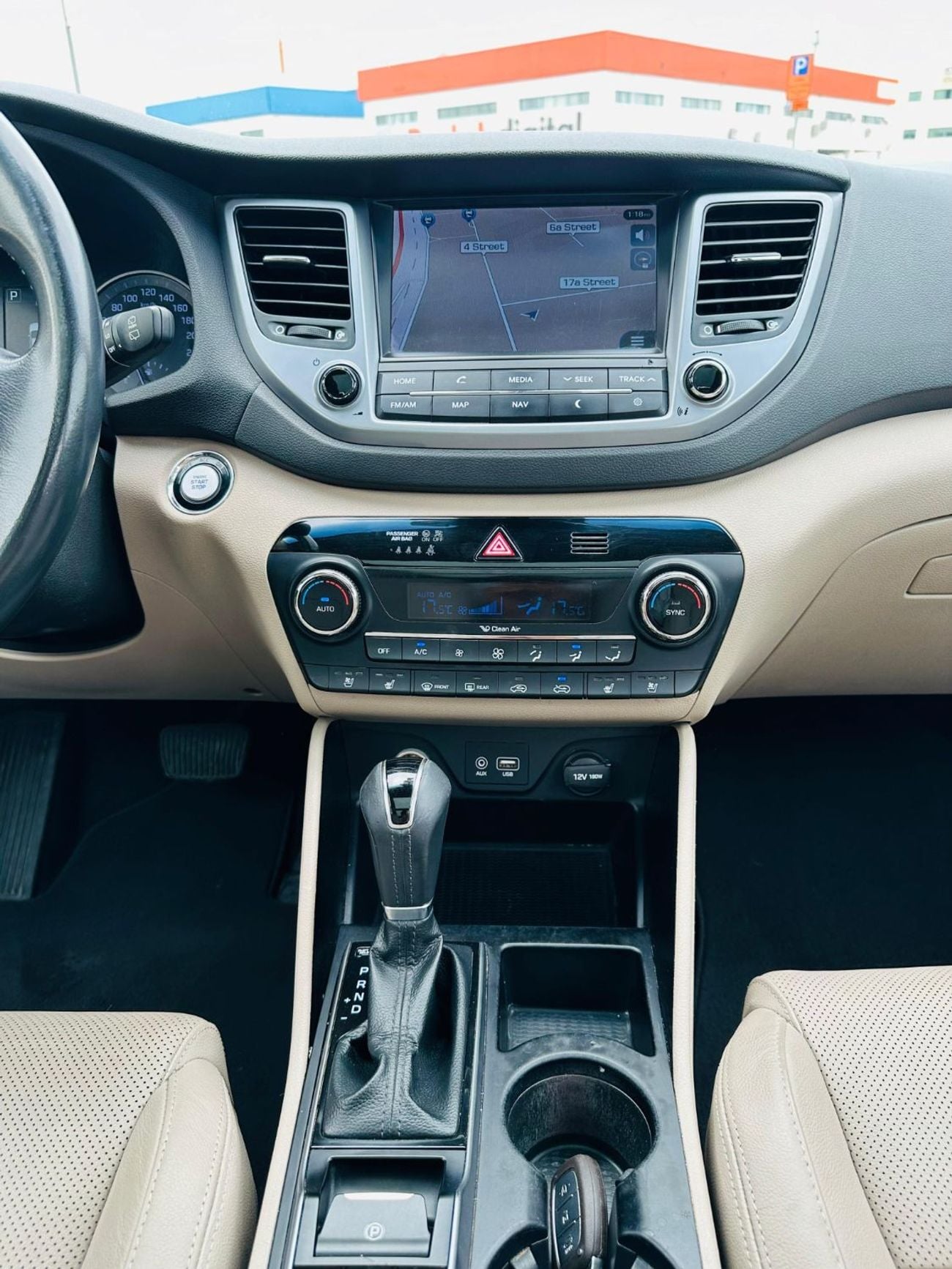 Hyundai Tucson AED1,070 PM | HYUNDAI TUCSON 2016 2.4L GDi 4WD | FSH | GCC | WELL MAINTAINED