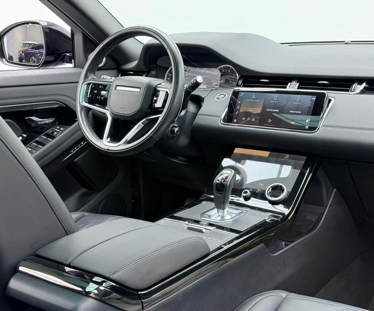 Land Rover Range Rover Evoque 2023 Range Rover Evoque Dynamic SE, 2027 RR Warranty + Service Pack, Full RR Service History, GCC