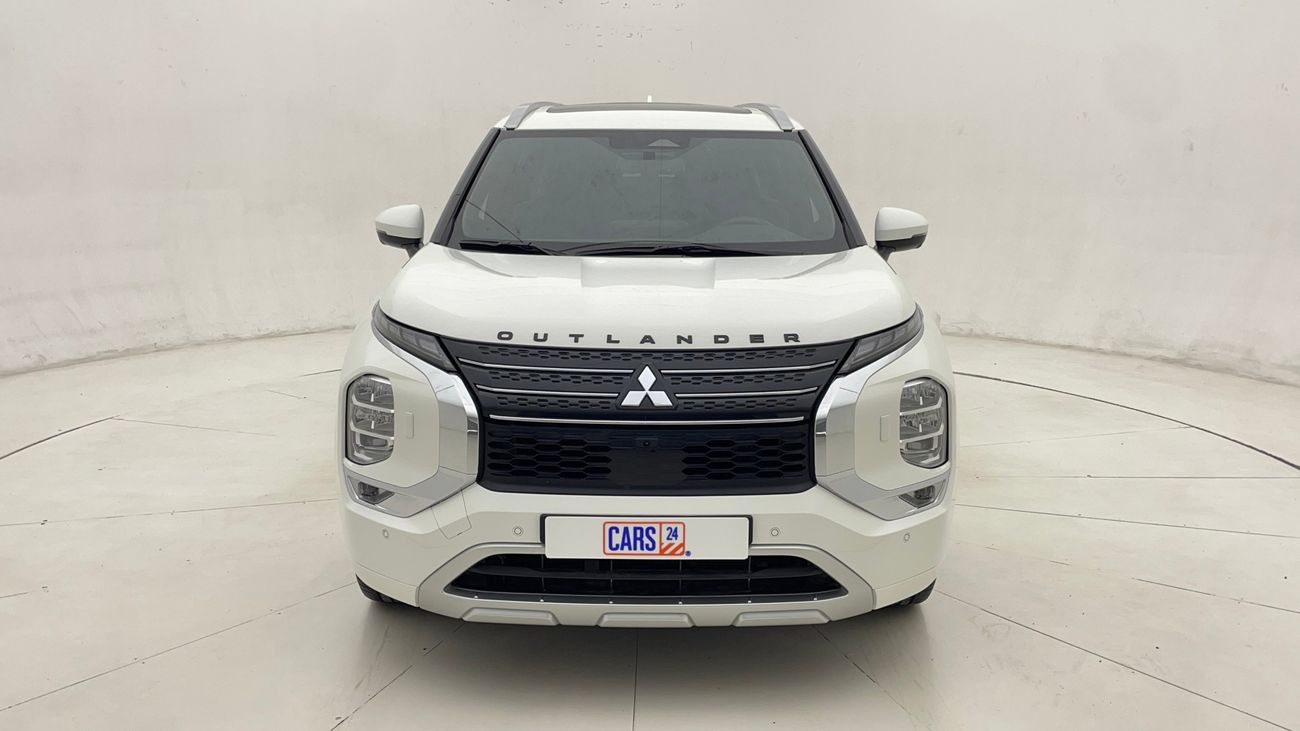 ميتسوبيشي آوتلاندر PREMIUM LAUNCH EDITION 2.5 | بدون دفعة مقدمة | اختبار القيادة في المنزل