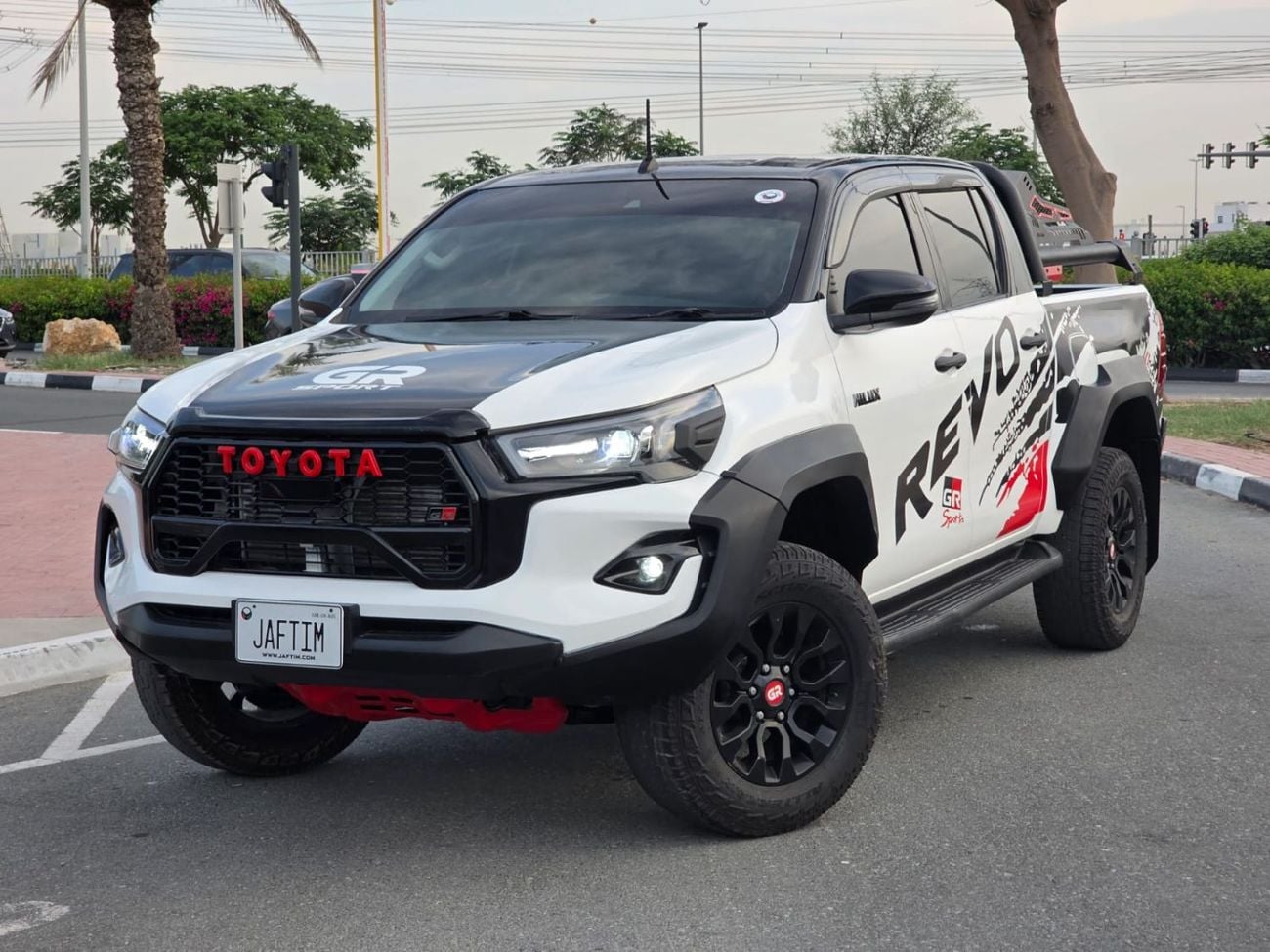 تويوتا هيلوكس -