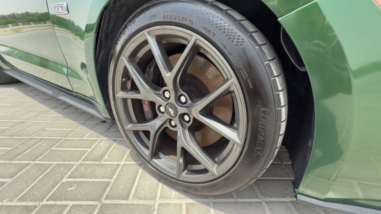 Ford Mustang EcoBoost Premium 2.3L Coupe A/T