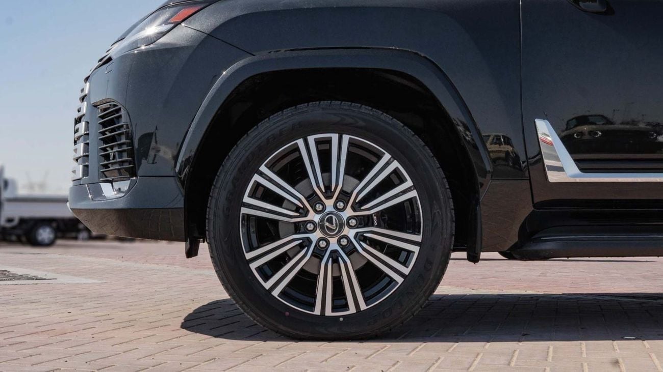 لكزس LX 600 SIGNATURE 2026 Lexus LX600 Signature 3.5L AT Petrol (Black-Red)