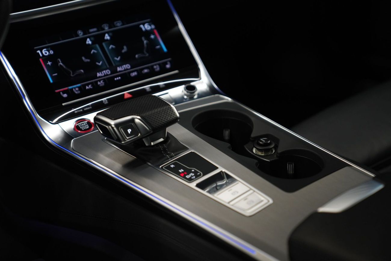 أودي RS6 quattro 4.0L