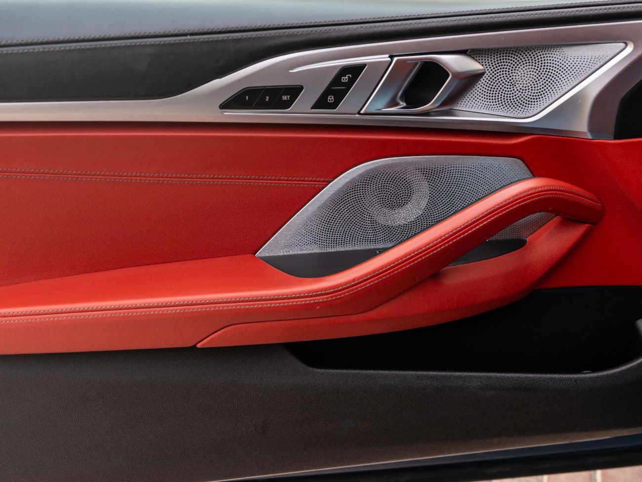 بي أم دبليو M850i Carbon Edition 4.4L