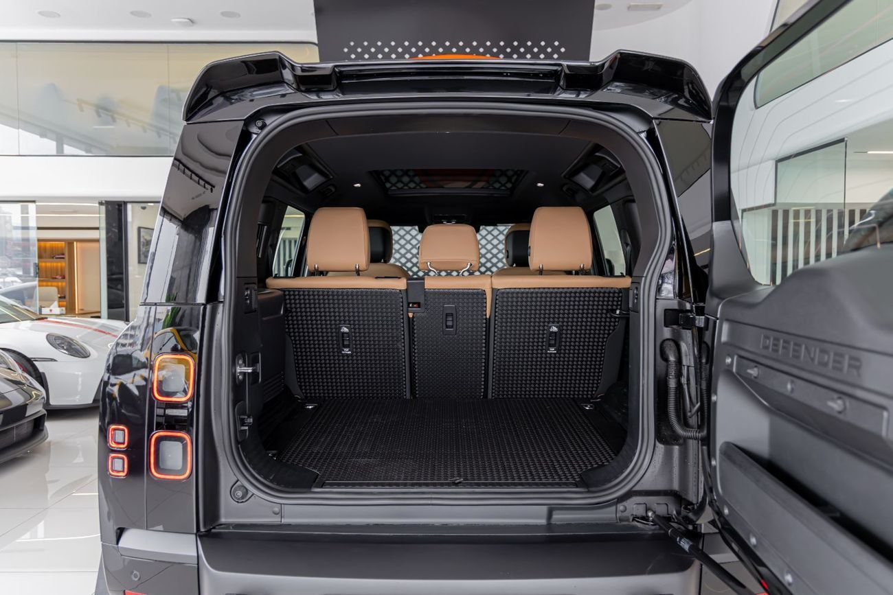 Land Rover Defender Land Rover Defender X-Dynamic HSE P400 - 2026 - GCC (Export)