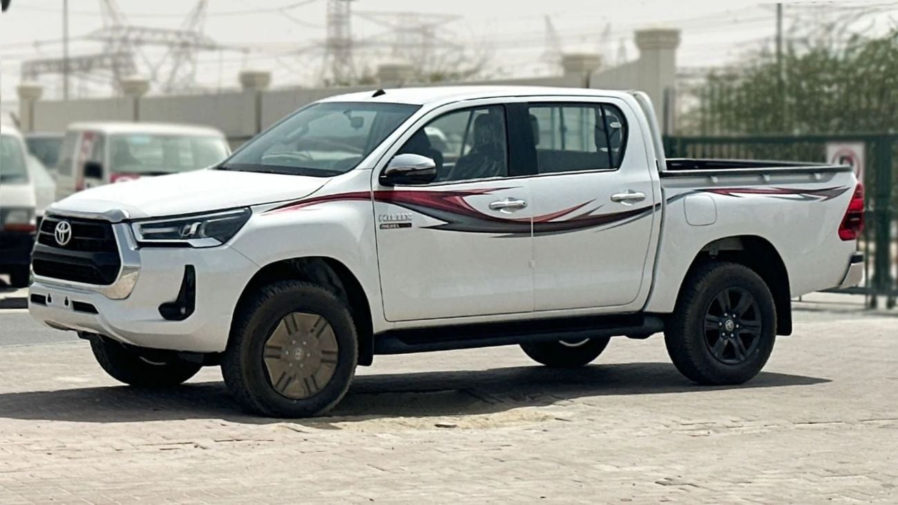 Toyota Hilux Toyota Hilux 2.4 MT 2025 Full option with diff lock