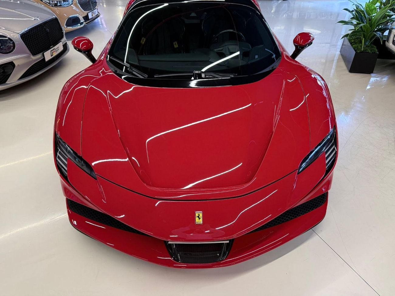 فيراري SF90 ستراديل STRADALE