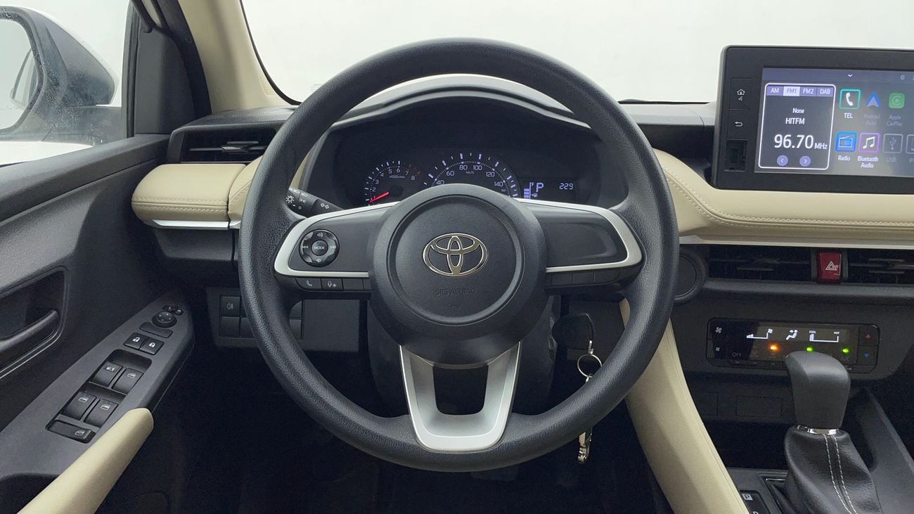 تويوتا يارس E 1.5 | بدون دفعة مقدمة | اختبار القيادة في المنزل