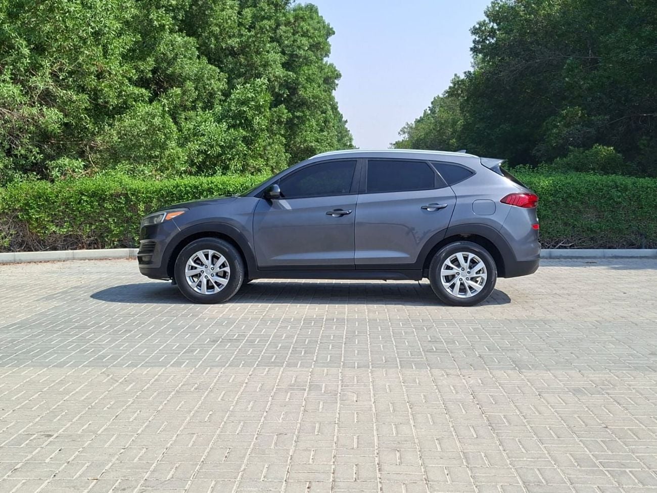 Hyundai Tucson GL MID