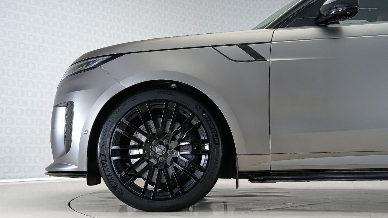 لاند روفر رينج روفر سبورت P635 SV Edition One | AED 11,068 PM | Carbon Bonnet, Special Color | Ramadan Offer