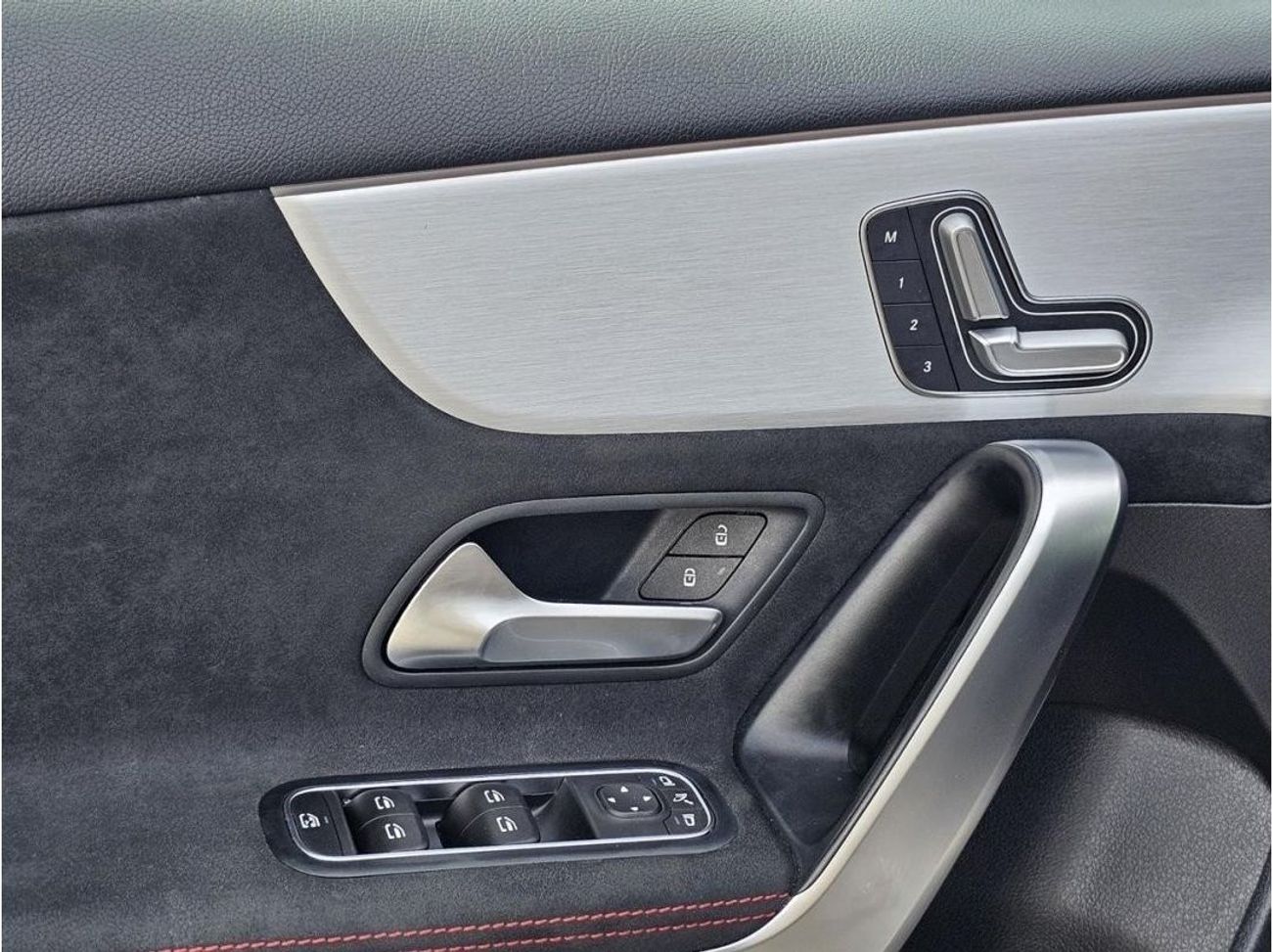 Mercedes-Benz A 200 Premium