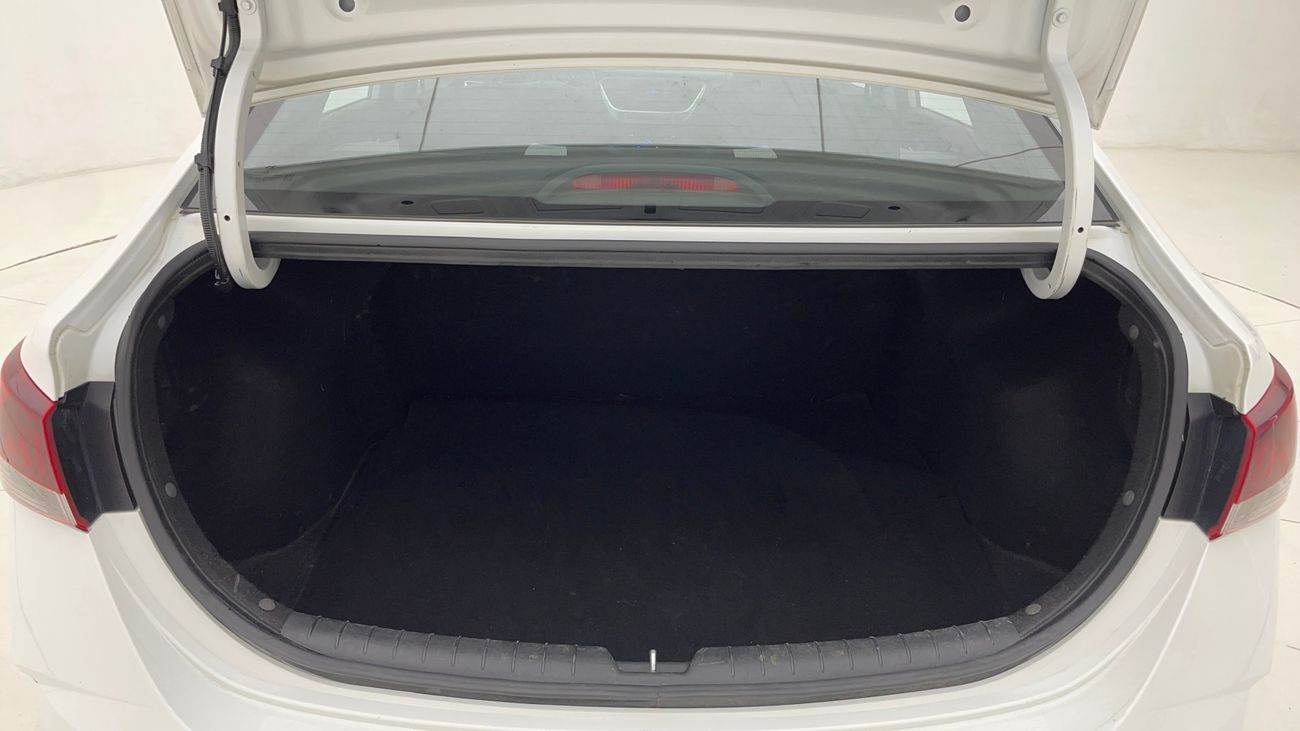 هيونداي أكسنت SMART 1.6 | بدون دفعة مقدمة | اختبار القيادة في المنزل