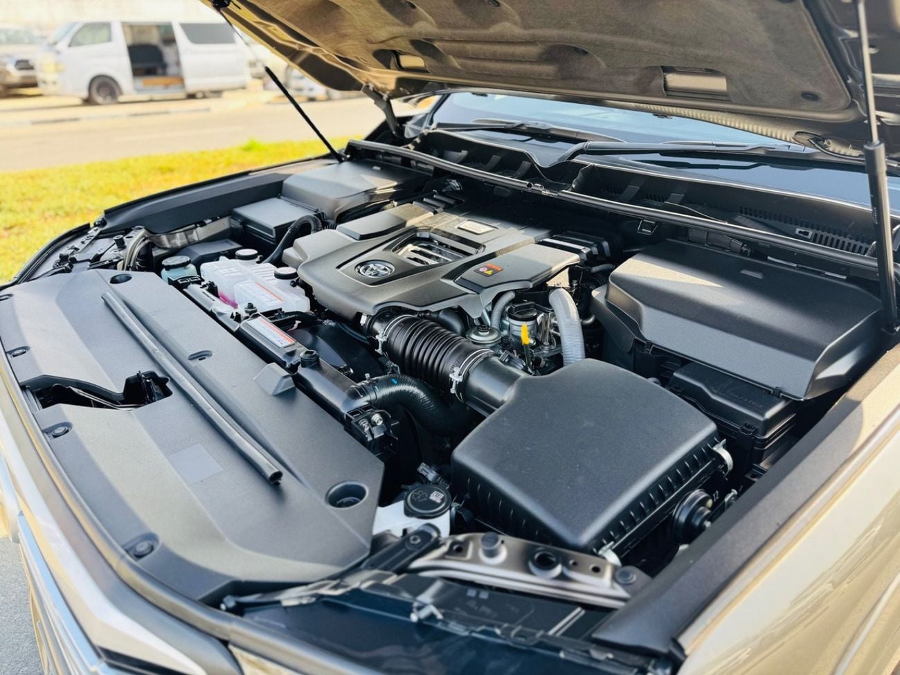 Toyota Land Cruiser Toyota Land Cruiser VXR RHD top of the range