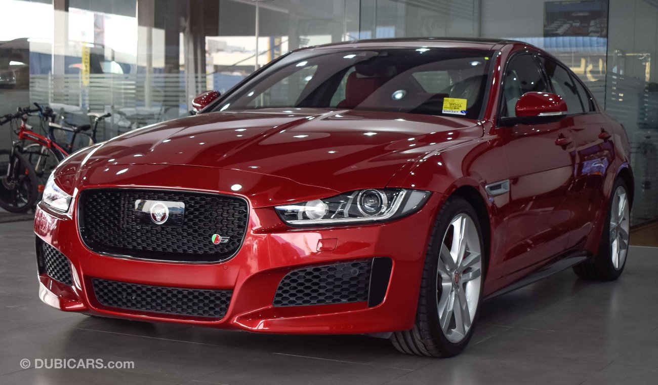 Jaguar XE S