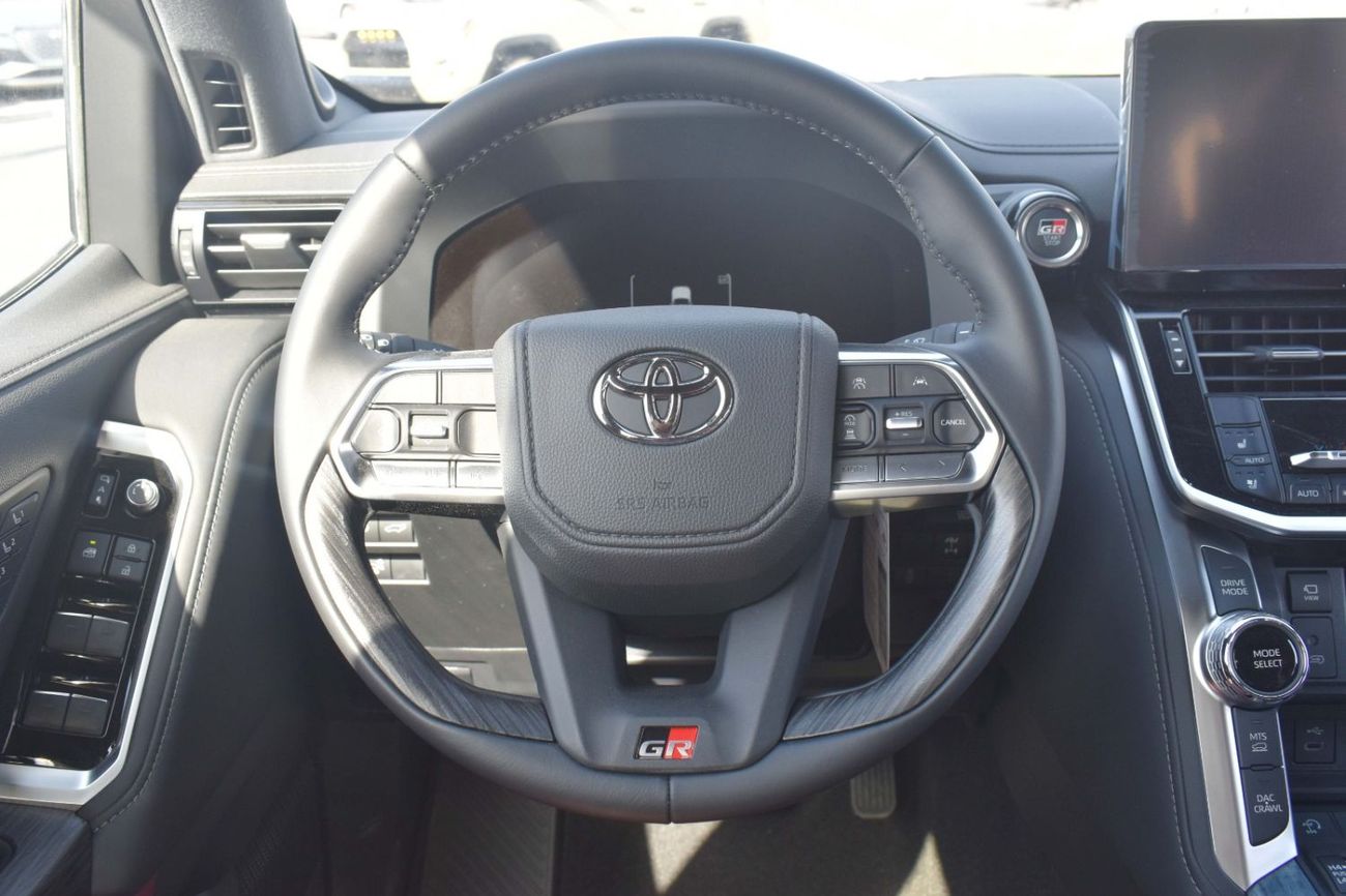 Toyota Land Cruiser GR-S 3.3L