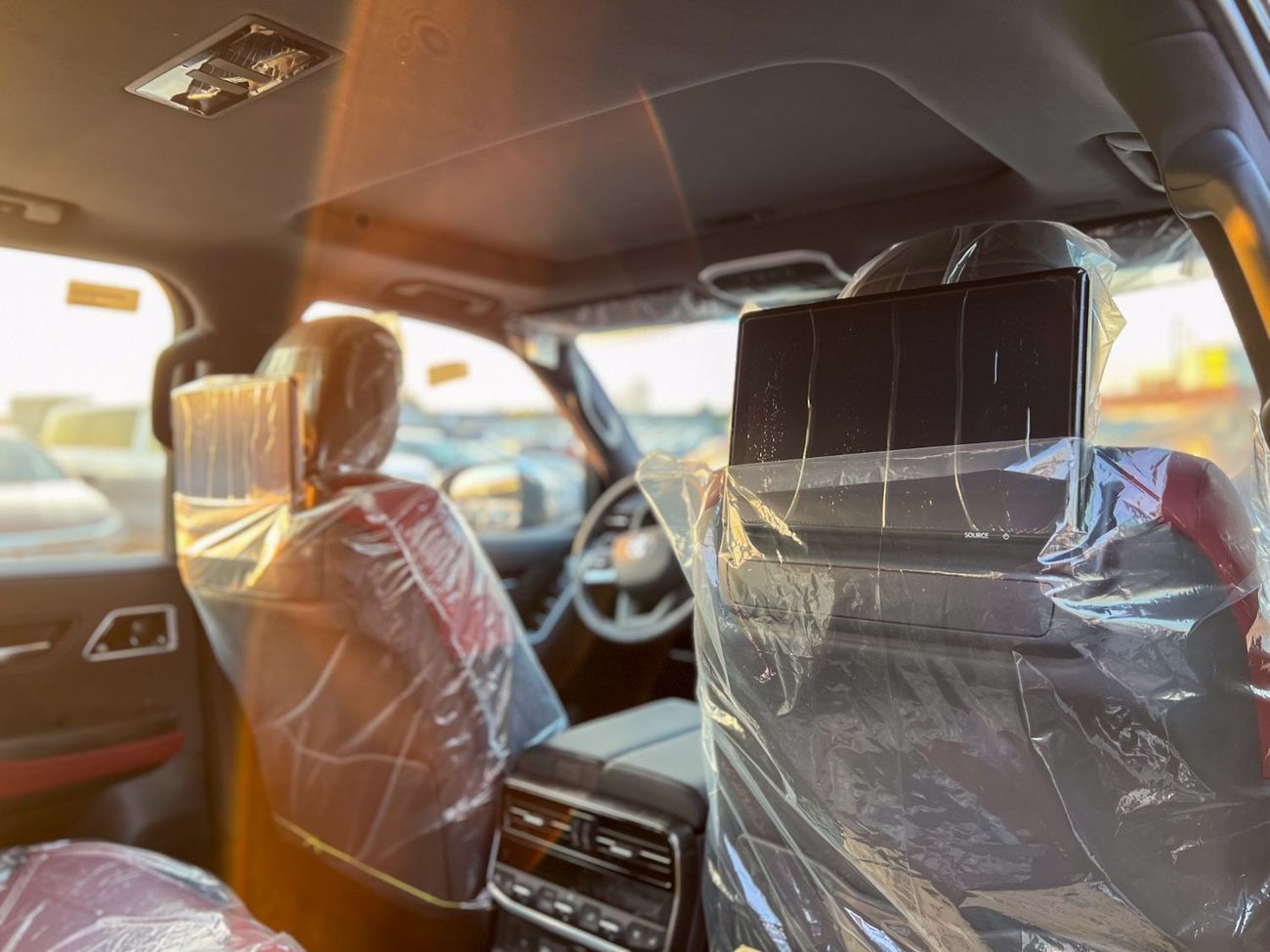 Toyota Land Cruiser 3.5T VXR Hybrid EXPORT PRICE - 2025 LC300 3.5L VXR Hybrid (Highest Spec - Oman)