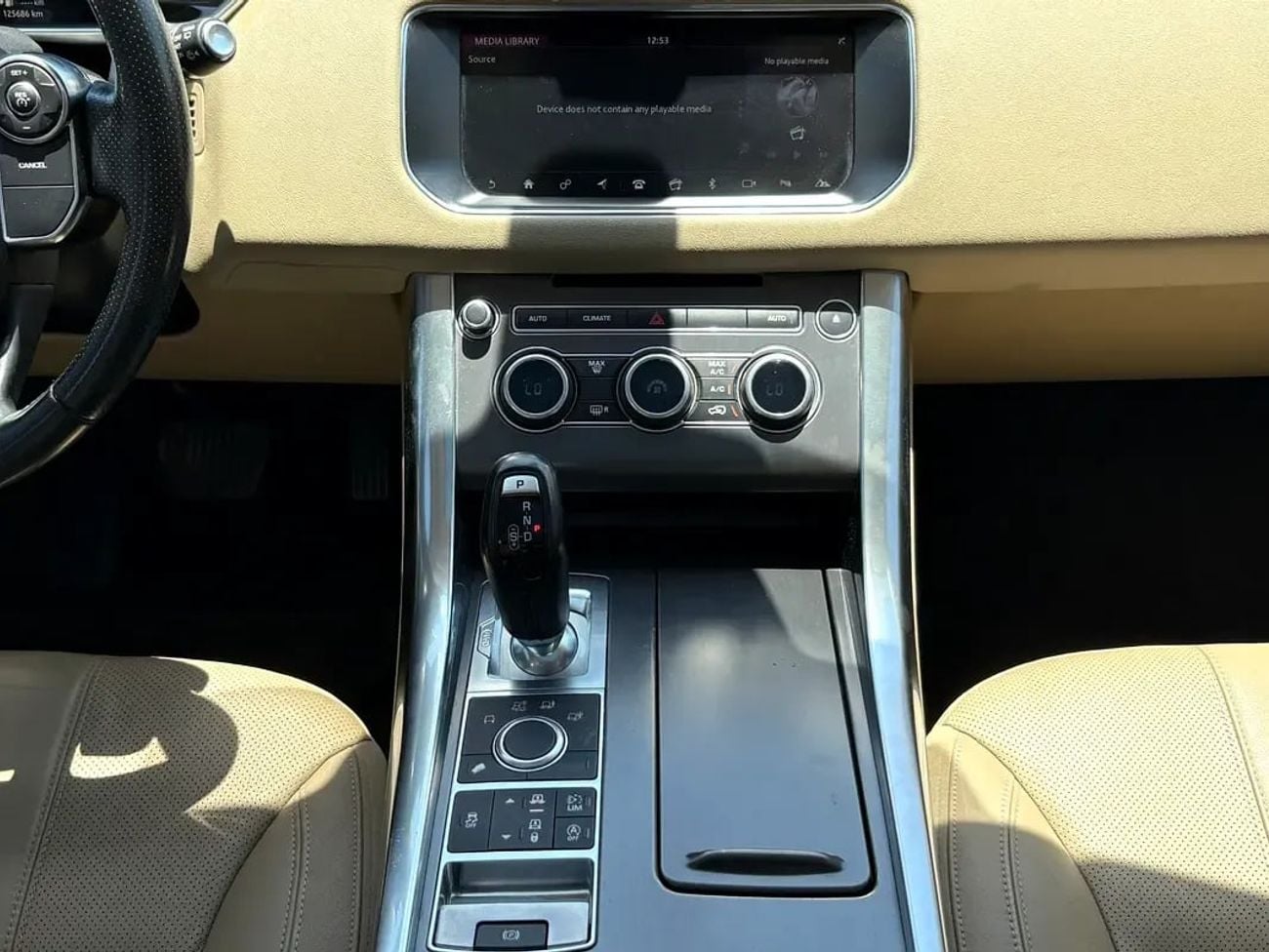 لاند روفر رينج روفر سبورت TOP AED 2,340 P.M | 0% DOWN PAYMENT | RANGE ROVER SPORT SE | 2017 | 1ST OWNER | GCC SPECS