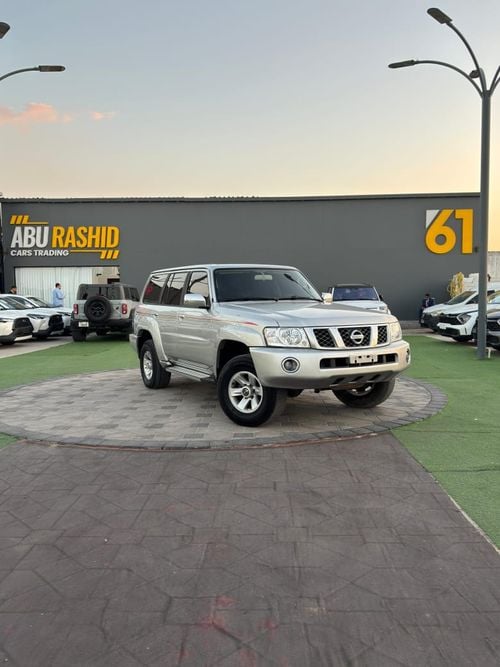 Nissan Patrol Safari Safari 4.8L M/T