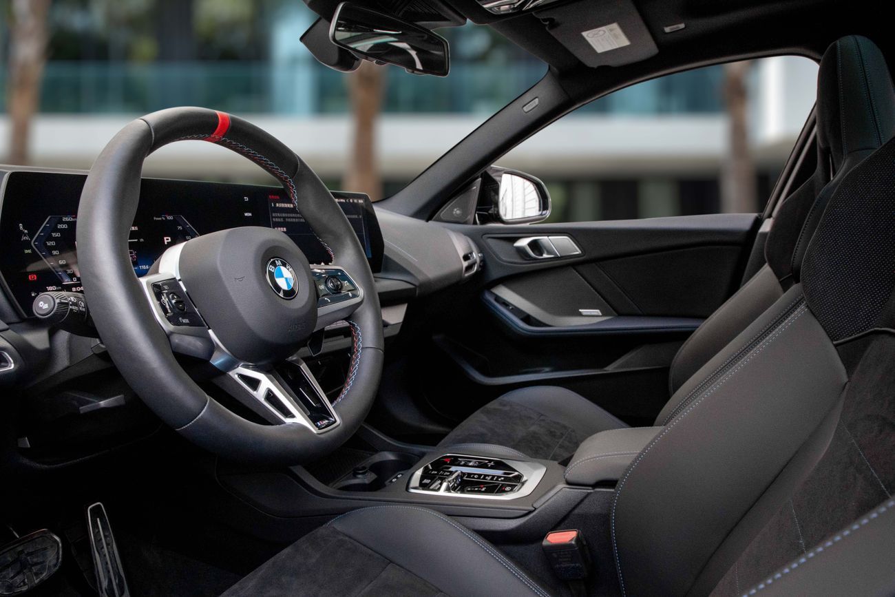 BMW 235 M235 | 3,721 P.M | 0% Downpayment | BMW M235 Pristine Condition