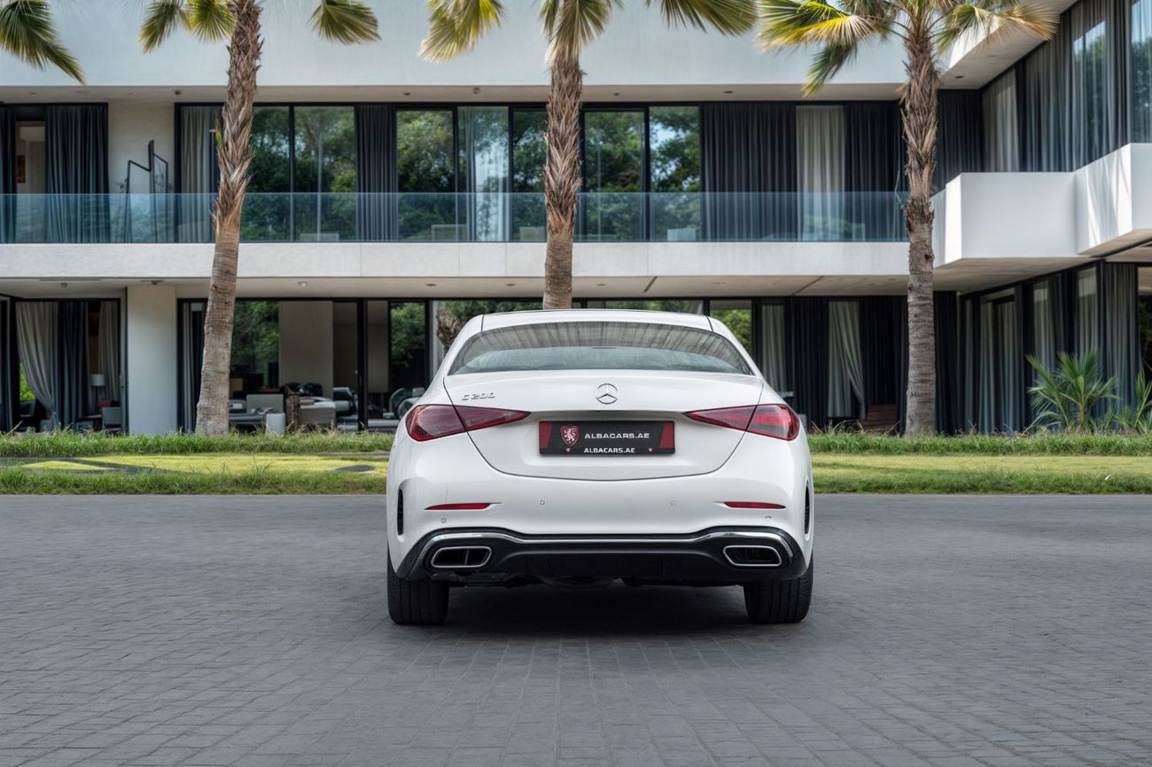 مرسيدس بنز C 200 C200 AMG | 3,721 P.M | 0% Downpayment | GARGASH WARRANTY / SERVICE