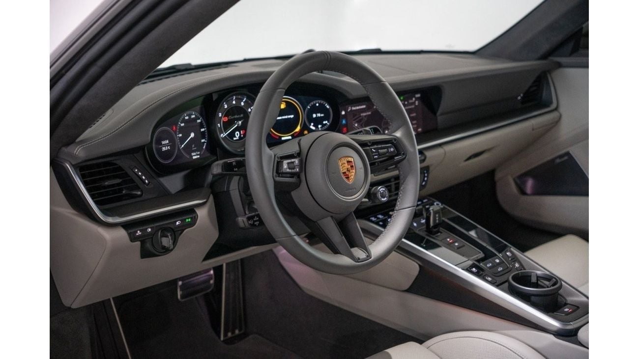 بورش 911 2024 Porsche 911 Turbo S / Sports Chrono Plus / Full-Service History/ Porsche 5 Year Warranty