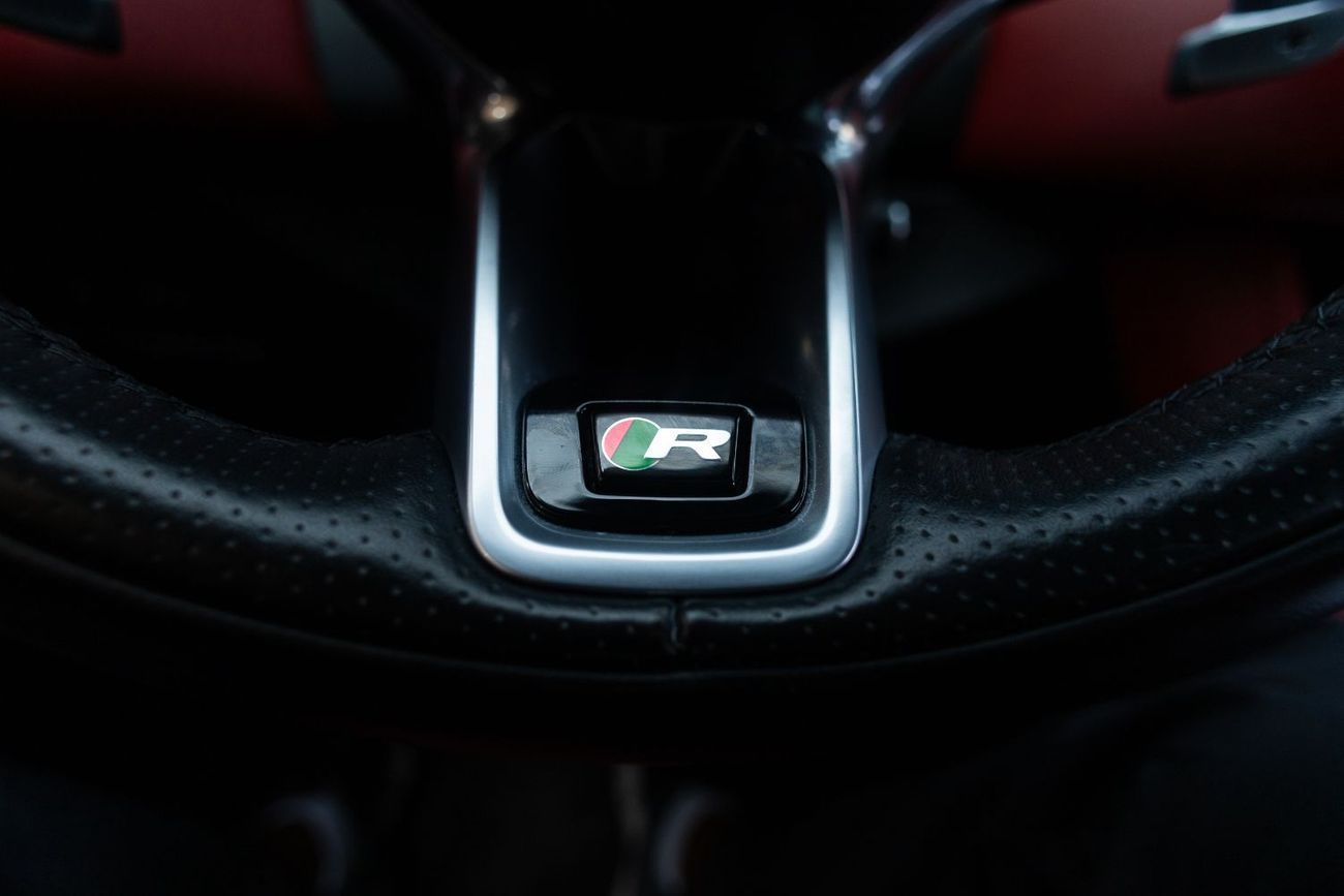 Jaguar F Pace R-Dynamic SE 2.0L