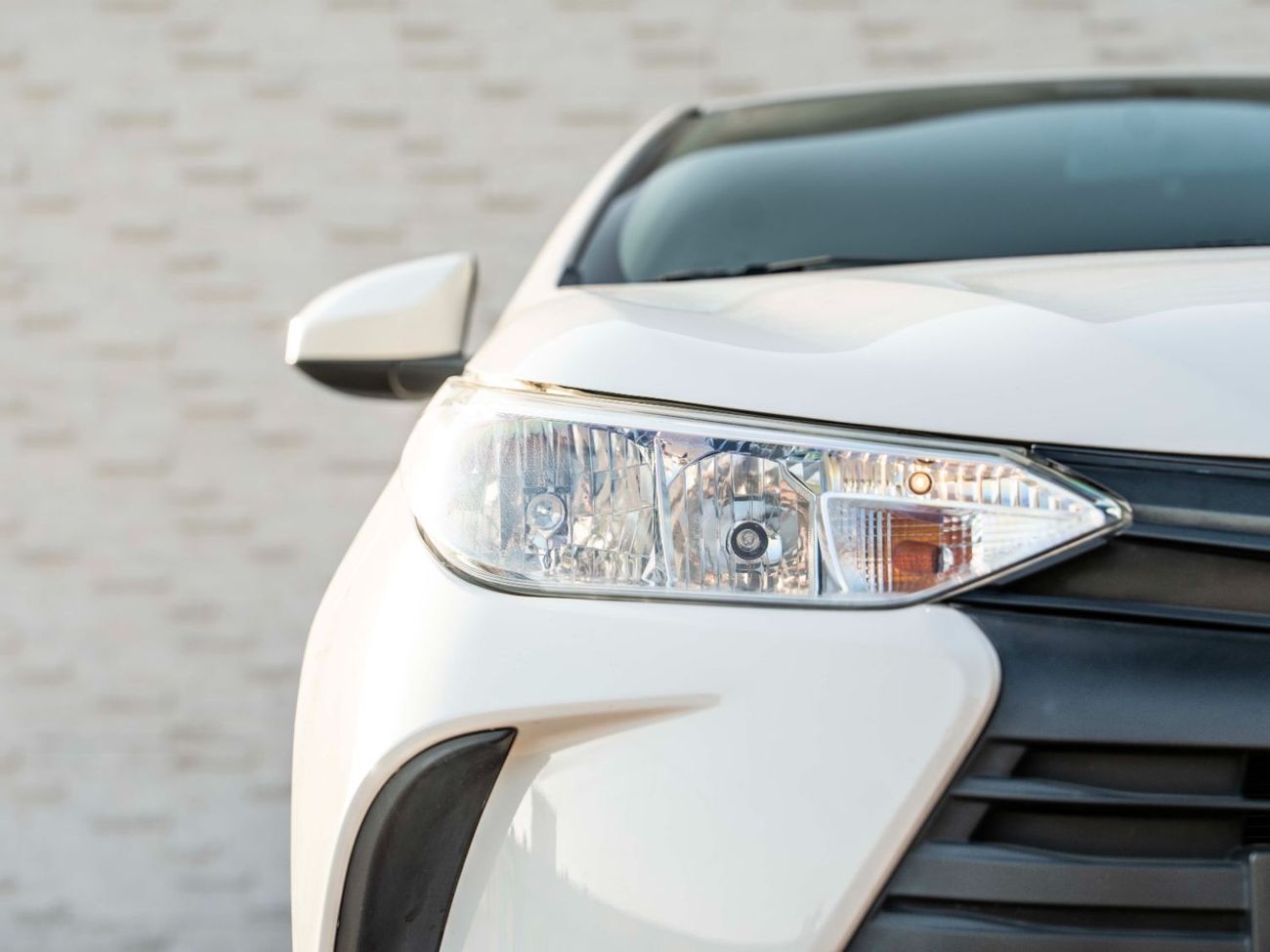 تويوتا يارس 1.5L E