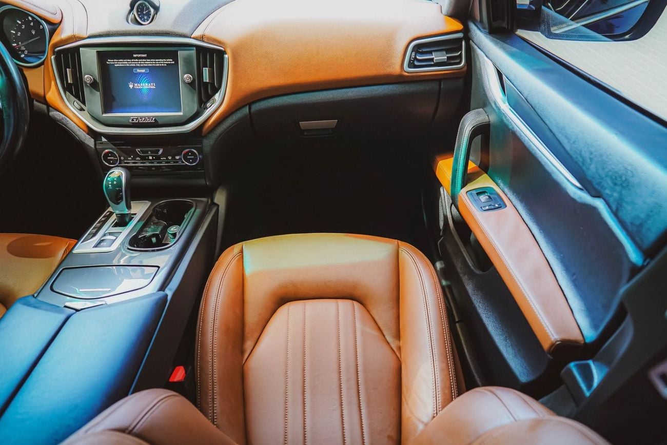 Maserati Ghibli Std 3.0L Maserati Ghibli 2015 GCC for 936.00 AED monthly