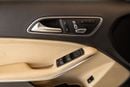 Mercedes-Benz GLA 220 Mercedes-Benz GLA 220 2018 Korean specs for 1,014.00 AED monthly