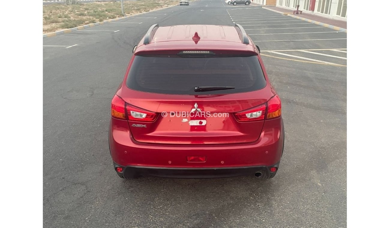 Mitsubishi ASX GLX Mid Model 2017 2.0L V4 - GCC specs / very clean