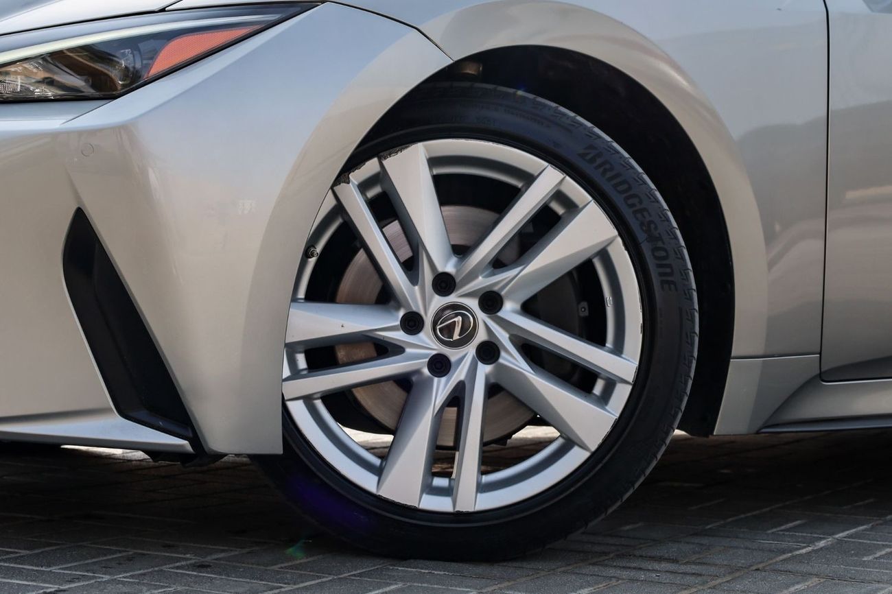 Lexus IS300 Premier Lexus IS300 2021 GCC under Warranty with Flexible Down-Payment/ Flood Free.