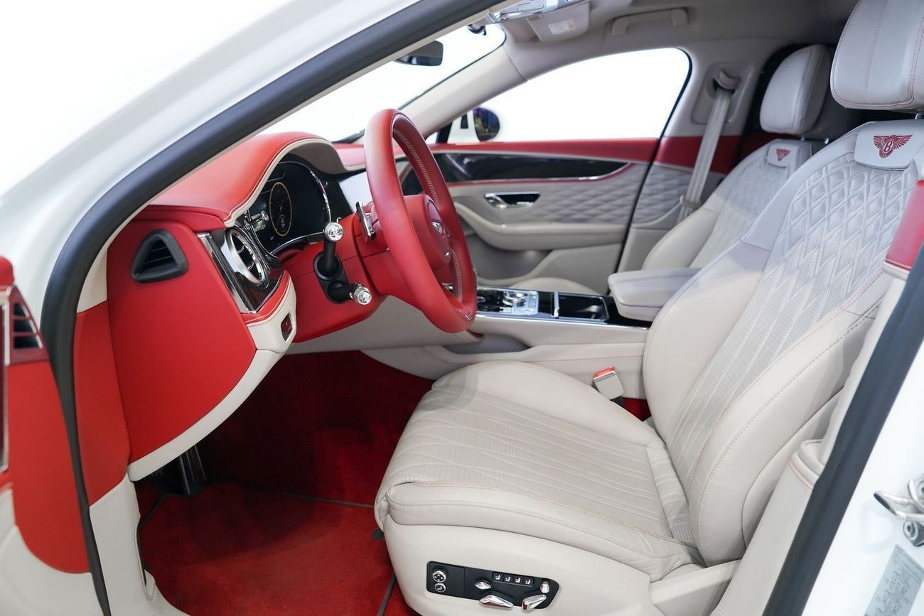 Bentley Flying Spur 4.0T V8