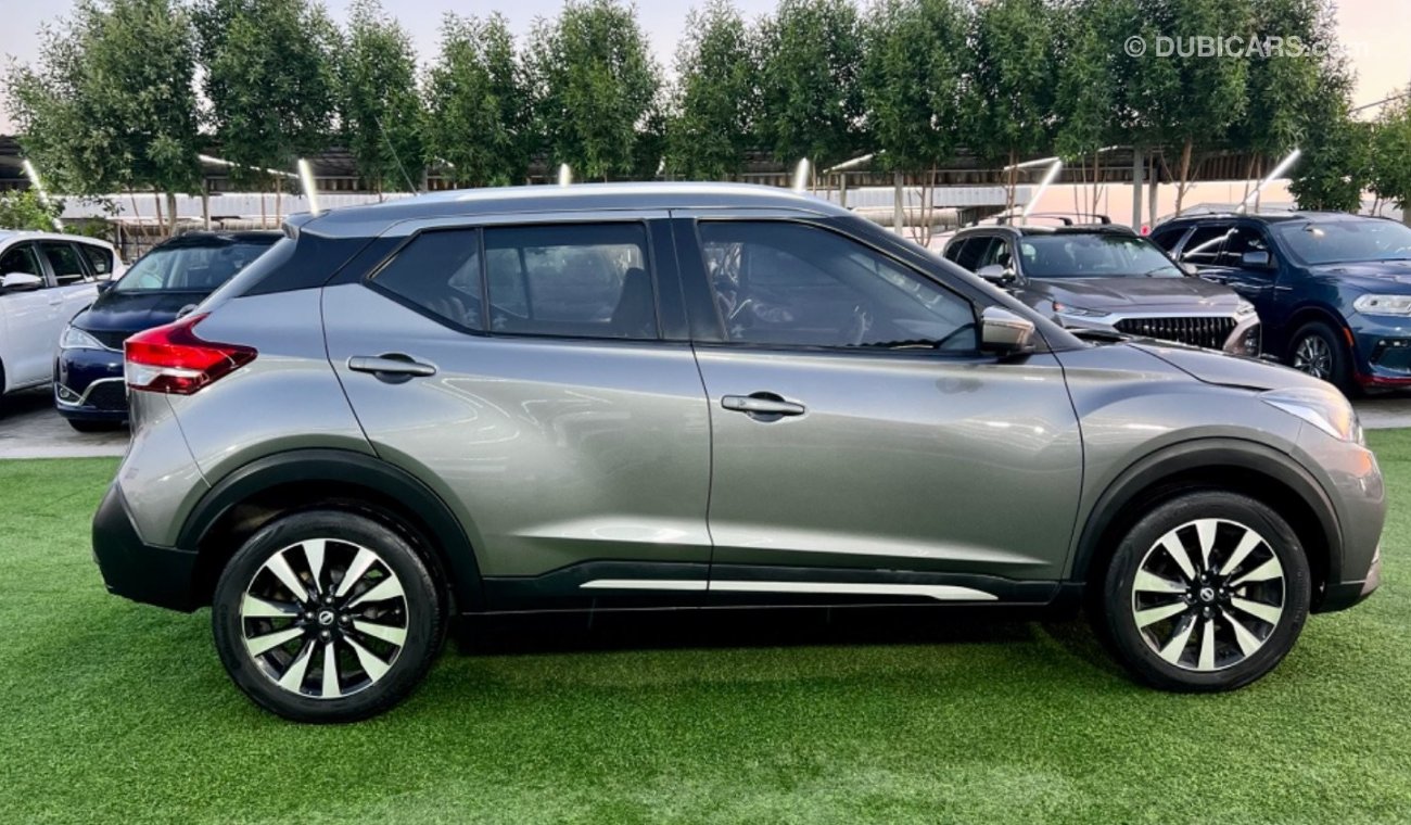 Nissan Kicks SV