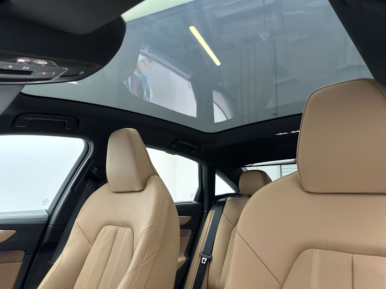 أودي A6 Sedan TFSI 204hp Sline (Ref# 09712)