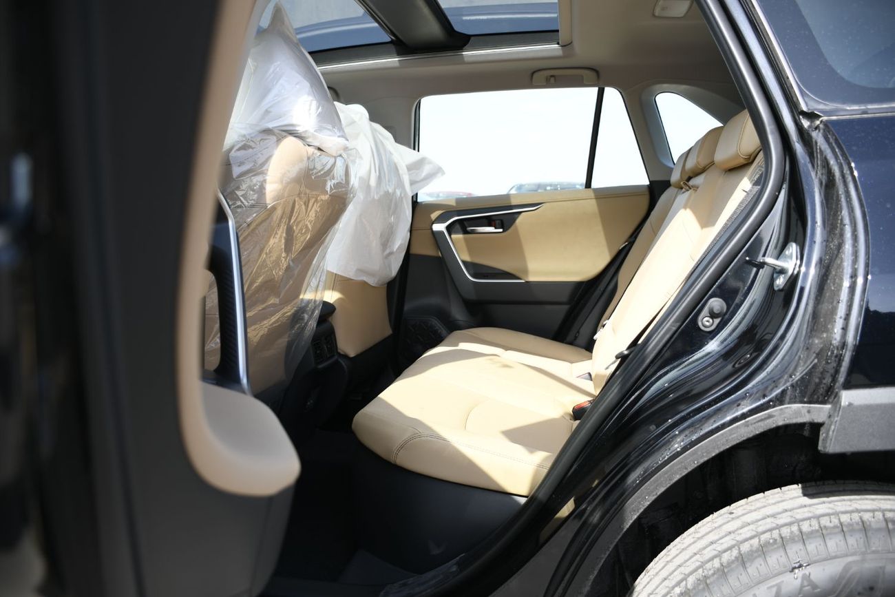 تويوتا راف ٤ Limited 2.5L Hybrid Full Option (Saudi Spec) Ready Stock