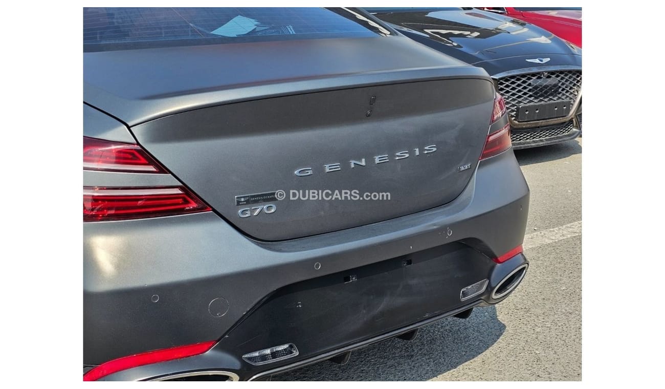 Genesis G70 Royal