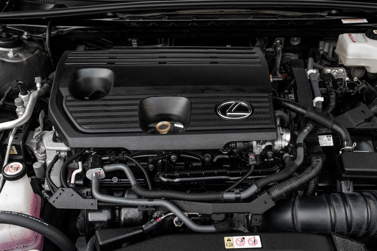 Lexus ES300h ES 300h | 3,232 P.M | 0% Downpayment | Low Milage!