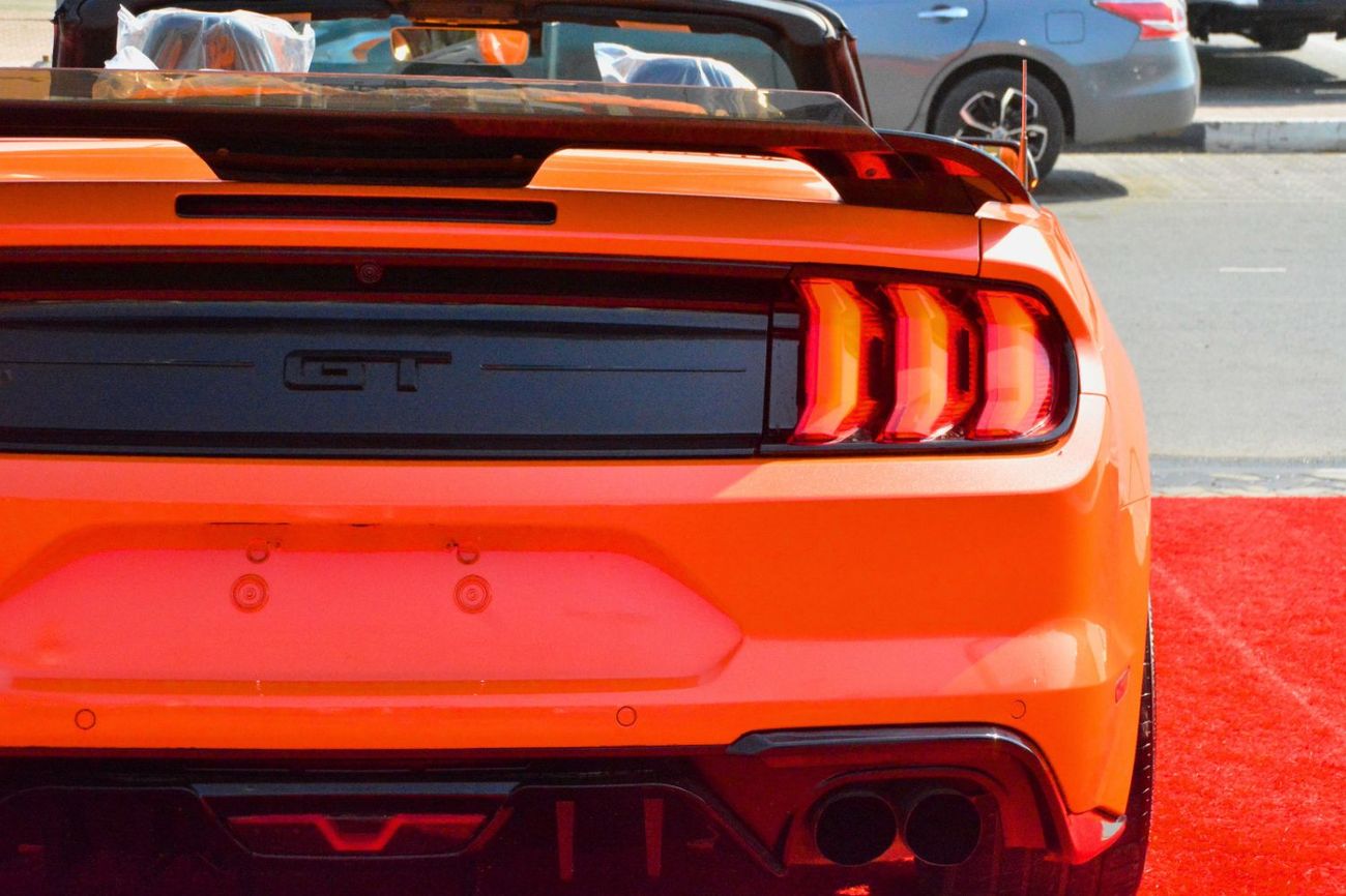 فورد موستانج GT Premium 5.0L (435 HP) Convertible A/T