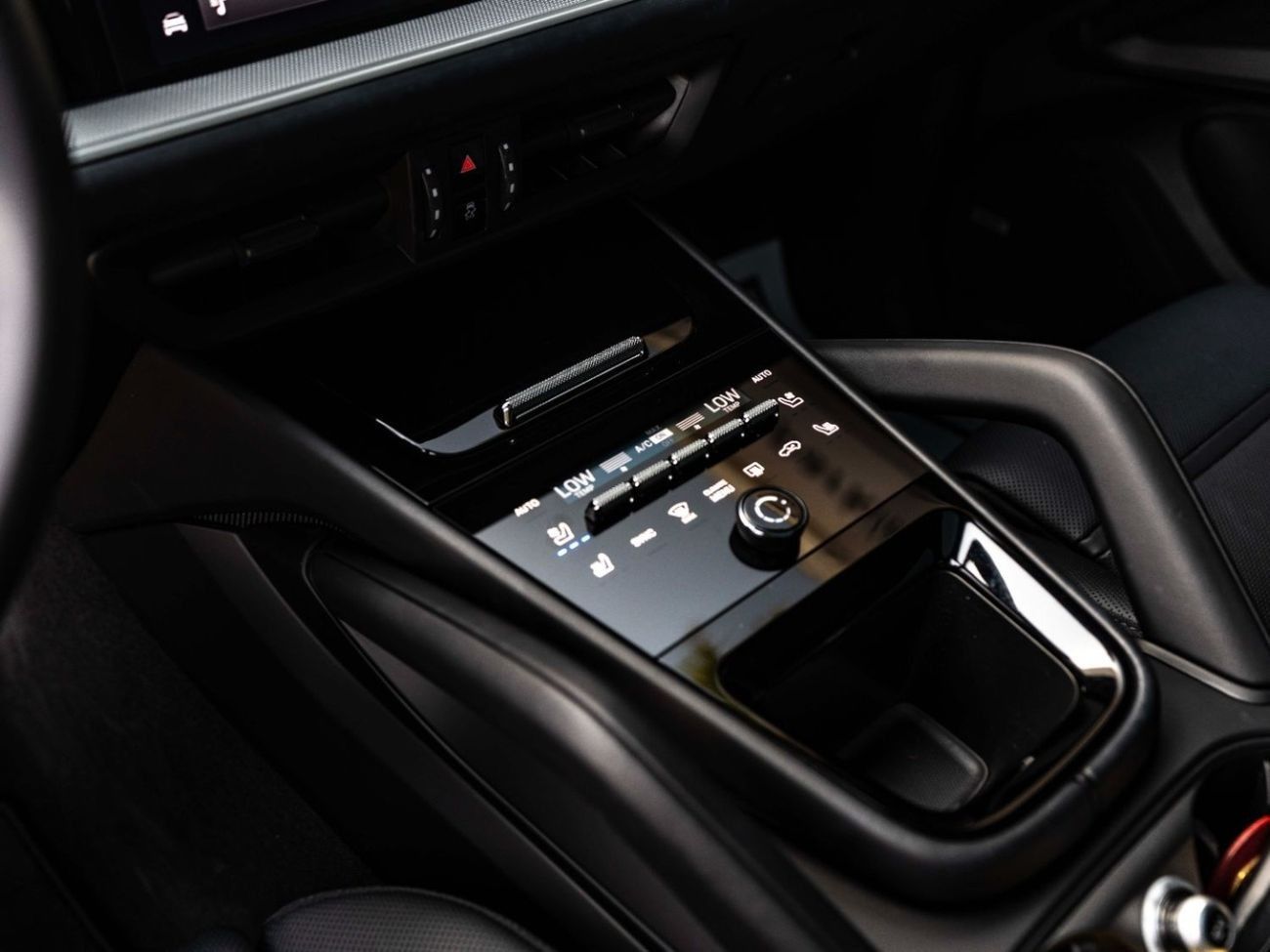 Porsche Cayenne Base Coupe