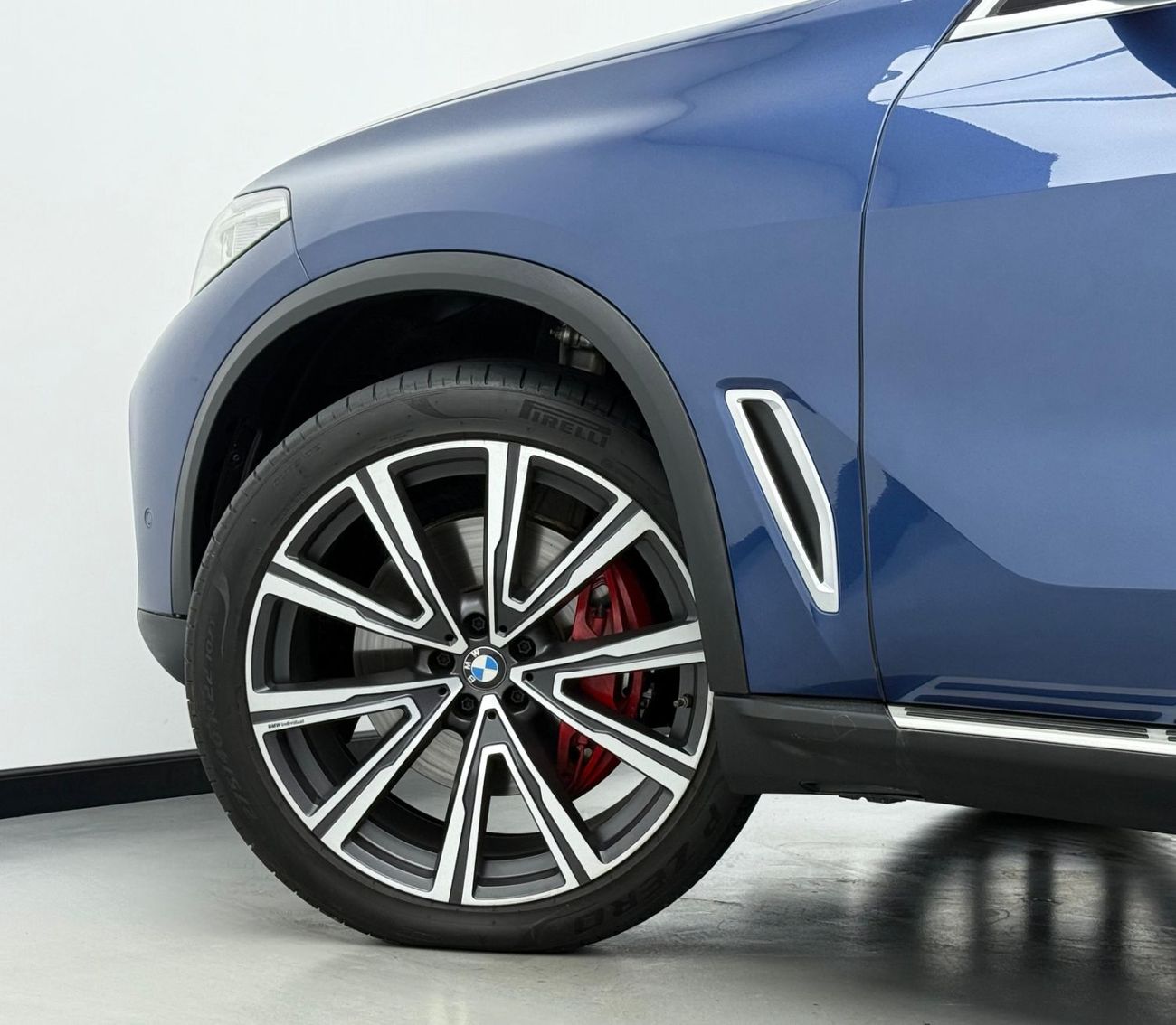 BMW X5 50i X Exclusive 4.4L 2019 BMW X5 XDrive50i Exclusive, Warranty, Full Service History, Excellent Cond