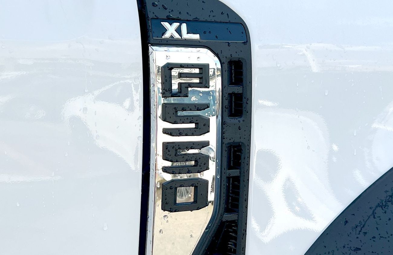 Ford F 550 F550 XL 4x4  Super Duty (Export Only)