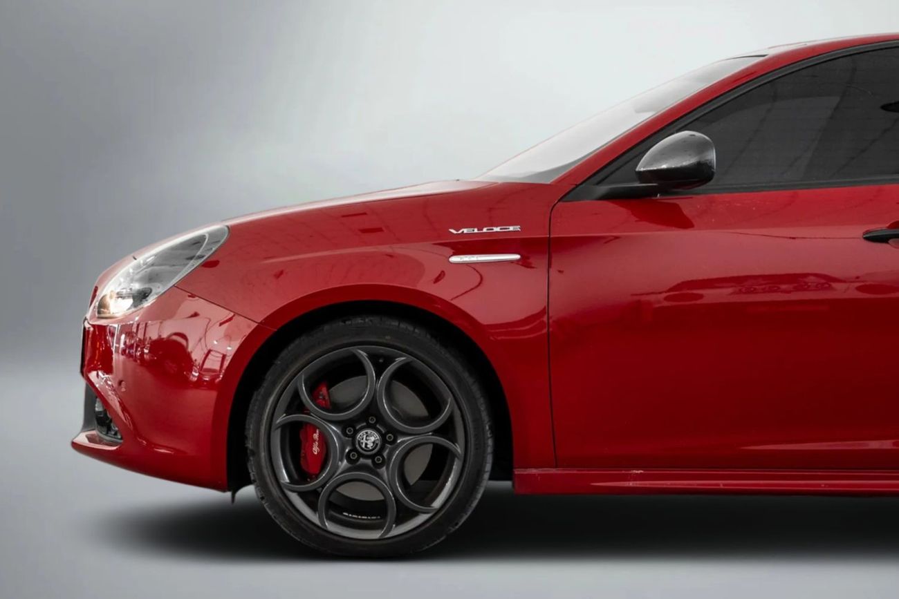 ألفا روميو جوليتا Veloce / 5 Year Alfa Romeo Warranty & Service Pack 120k kms