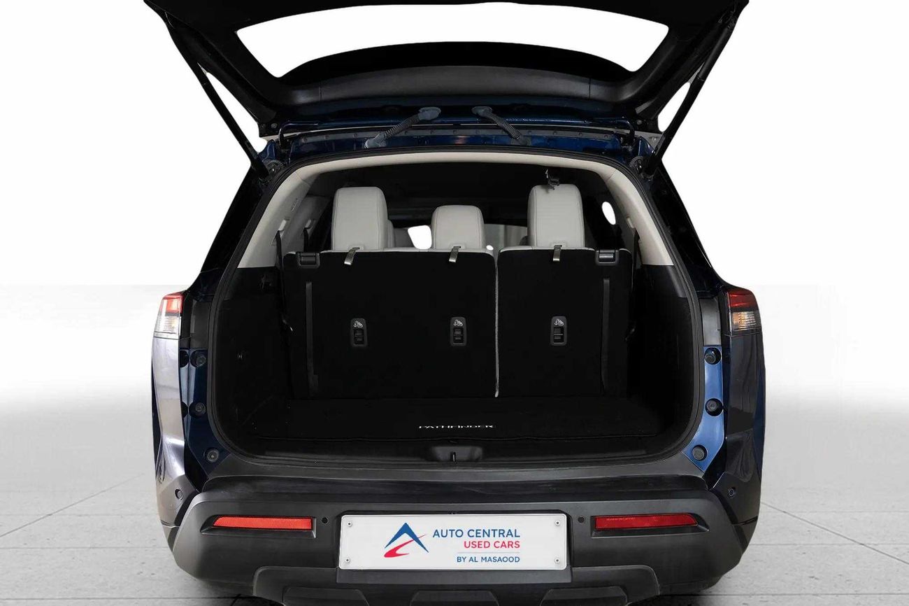 Nissan Pathfinder SV 3.5L (260 HP) 4WD SV 3.5