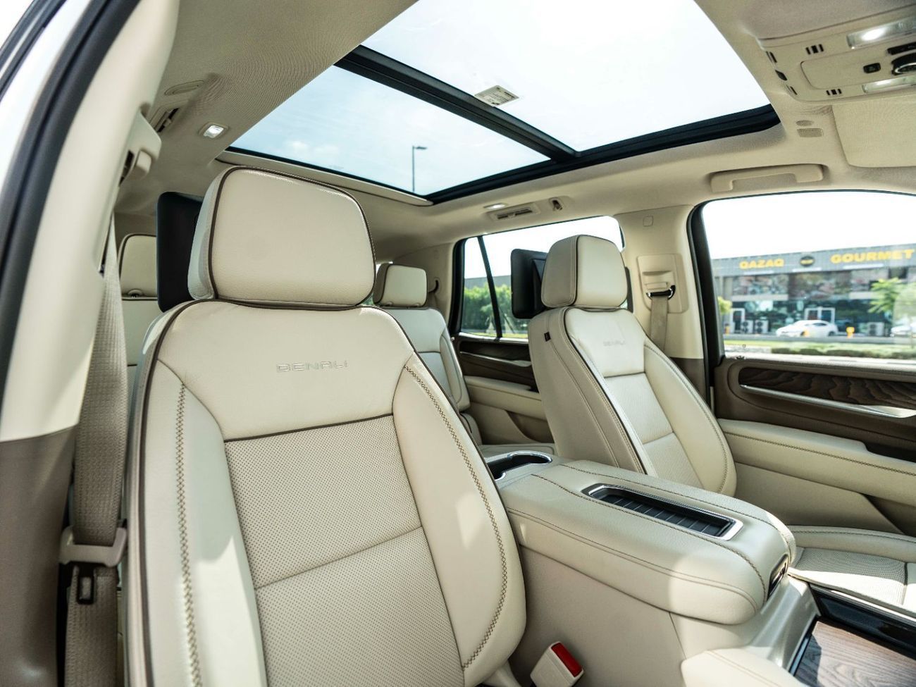 GMC Yukon 6.2 V8 Denali (AWD)