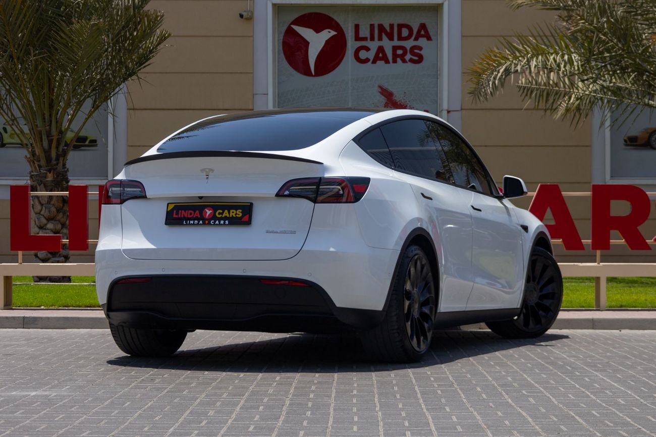 Tesla Model Y Tesla Model Y Performance 2022 GCC under Agency Warranty with Flexible Down-Payment.