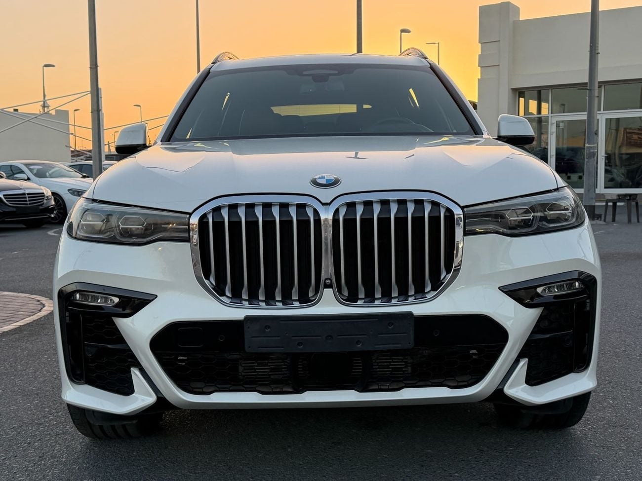 بي أم دبليو X7 بي ام X7 XDrive40i M sport