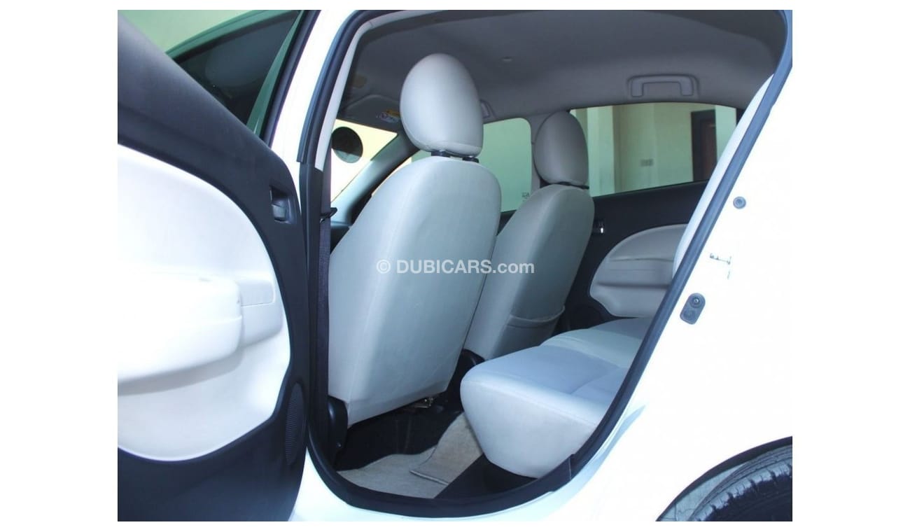 ميتسوبيشي اتراج GLX Std ميتسوبيشي اتراج 2020 خليجي بحالة ممتازة